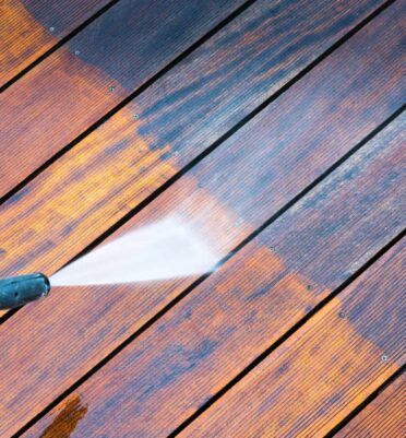 pressure_wash_Depositphotos_137356294_xl-2015-scaled